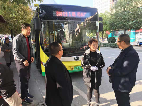 隴運集團公司黨委積極整治公交車輛運營突出問題